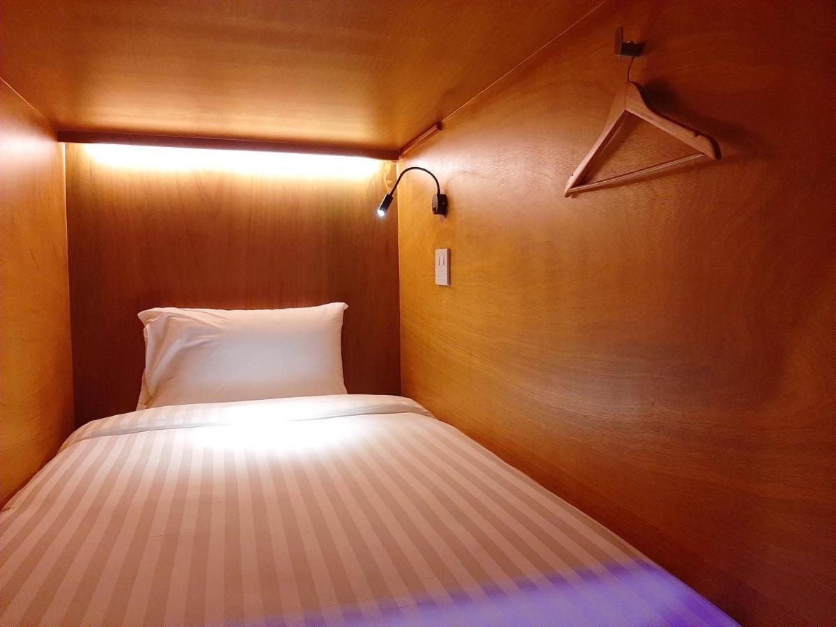 Gn Capsule Hostel Patong Dış mekan fotoğraf